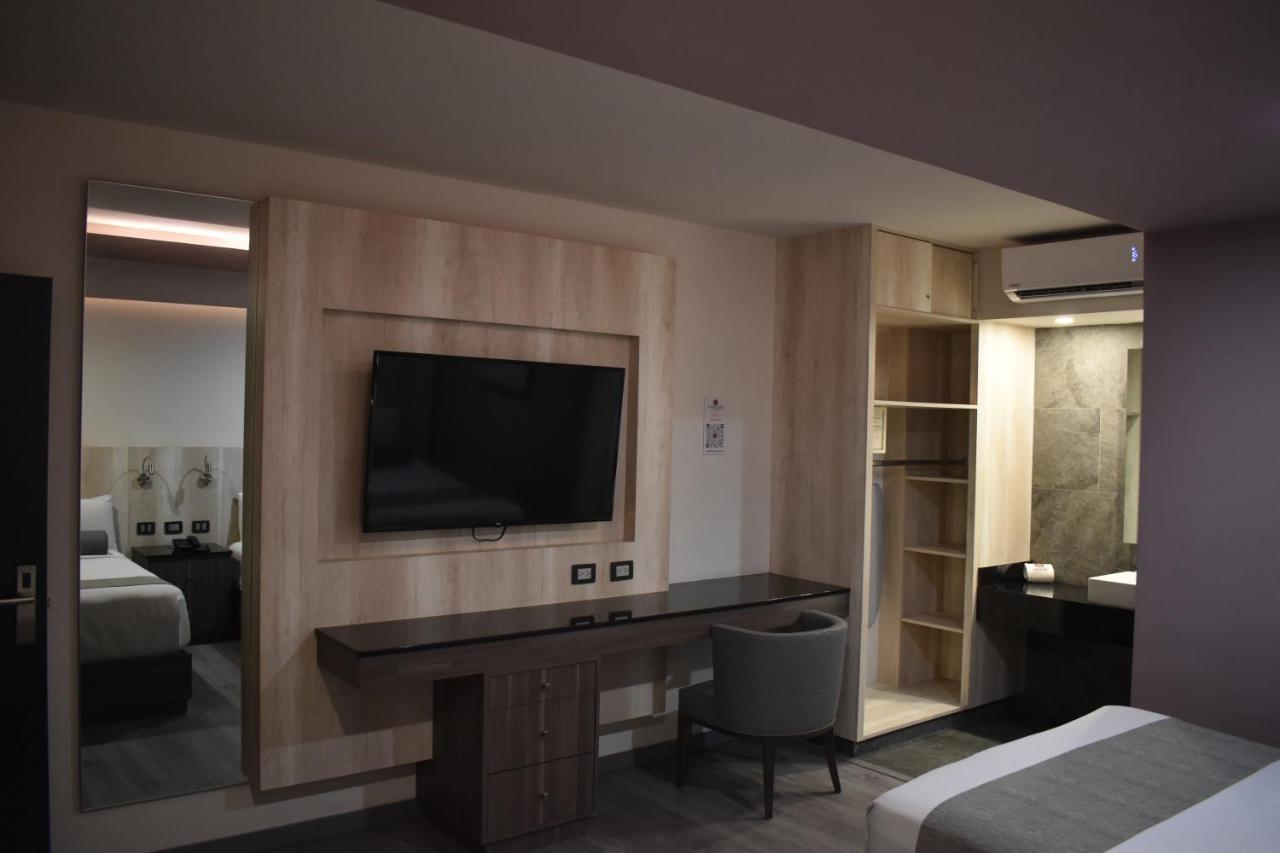 Hotel Frontiere Tijuana Exteriör bild