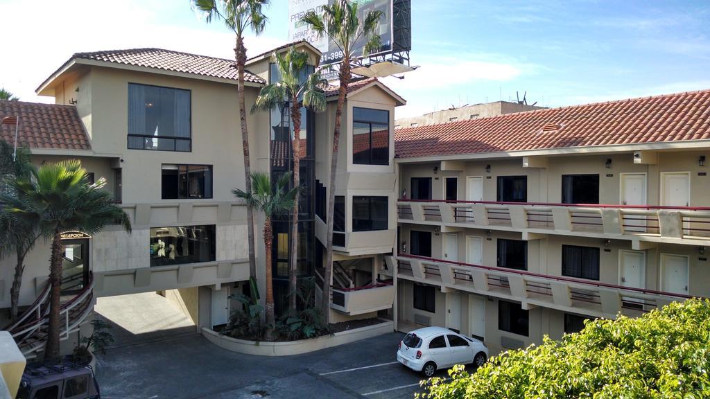 Hotel Frontiere Tijuana Exteriör bild